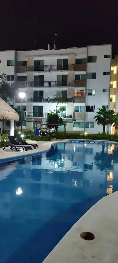 Beautiful Apartment Hoestel Punta Estrella! Playa del Carmen